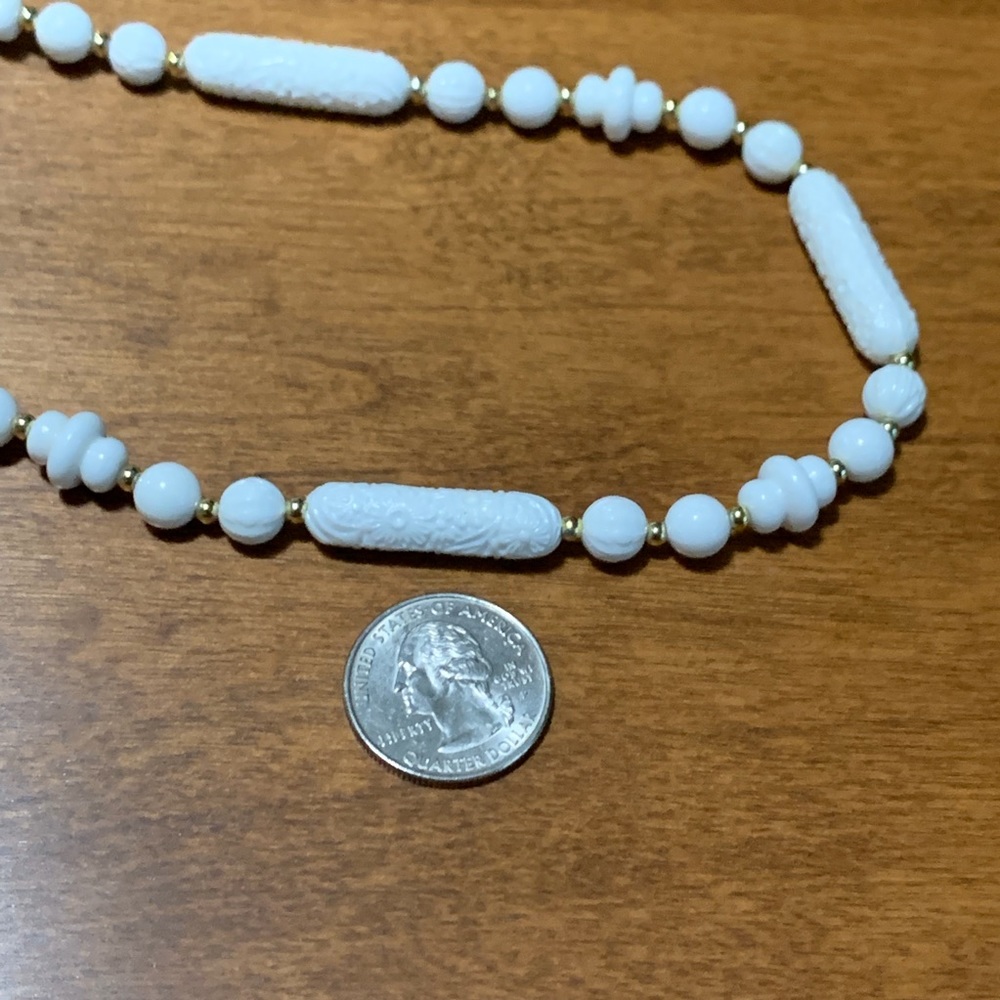 40” Vintage Sarah Coventry Necklace long white